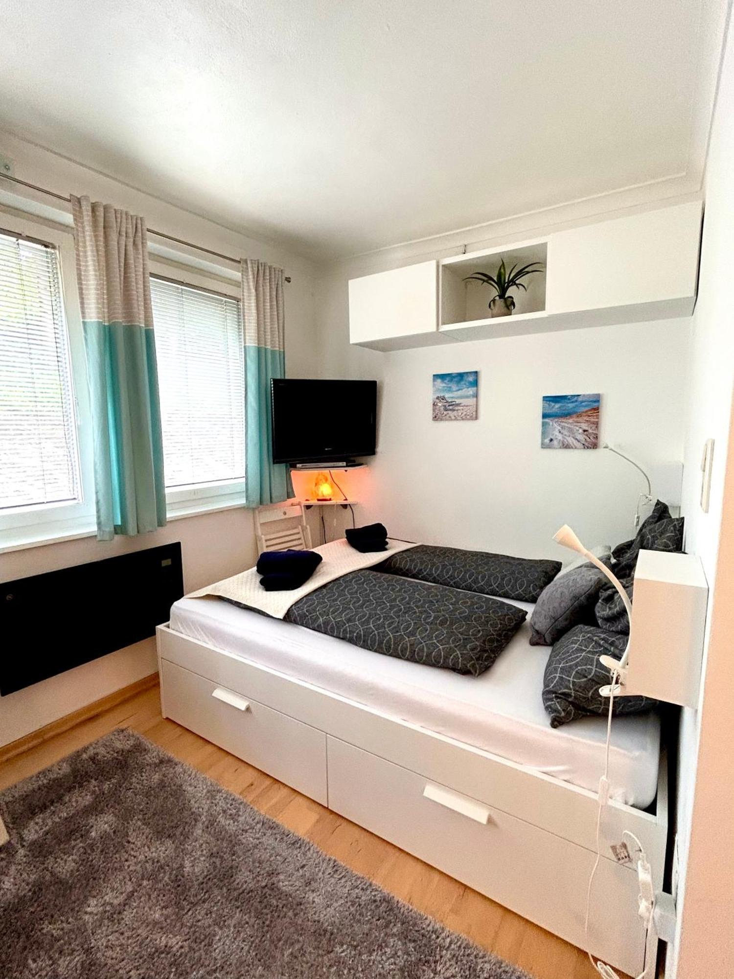 Alpine Apartment Schladming Mit Sauna Und Pool Bagian luar foto
