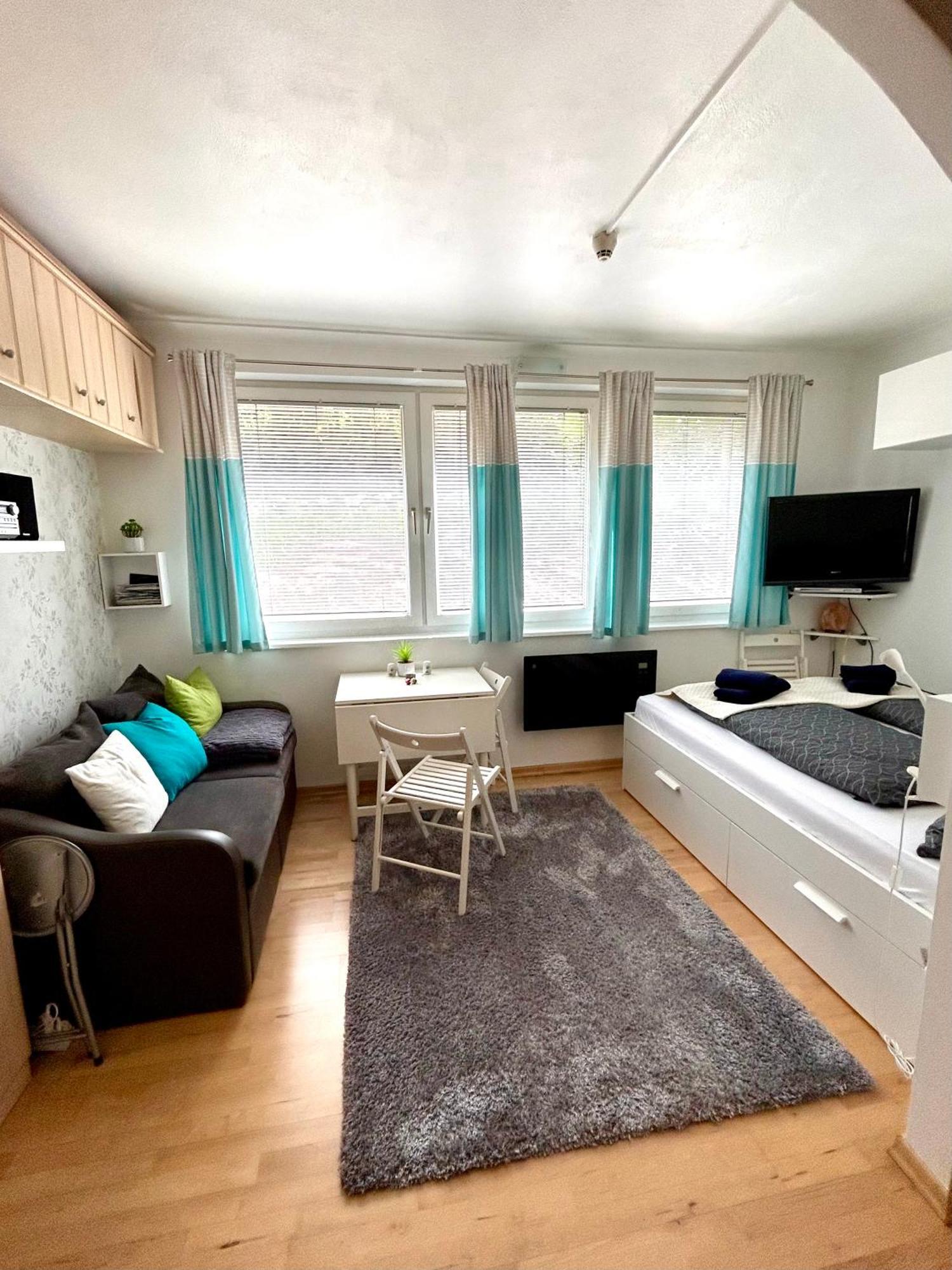 Alpine Apartment Schladming Mit Sauna Und Pool Bagian luar foto
